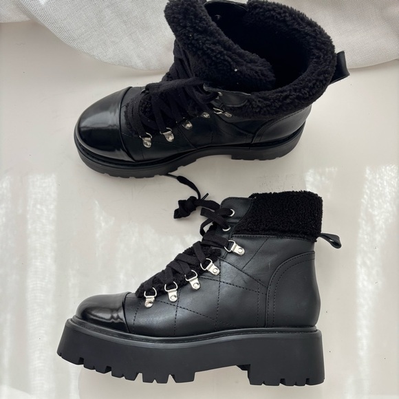 Steve‎ Madden Black Reyen Combat Booties – Sz 8.5 - Picture 3 of 8